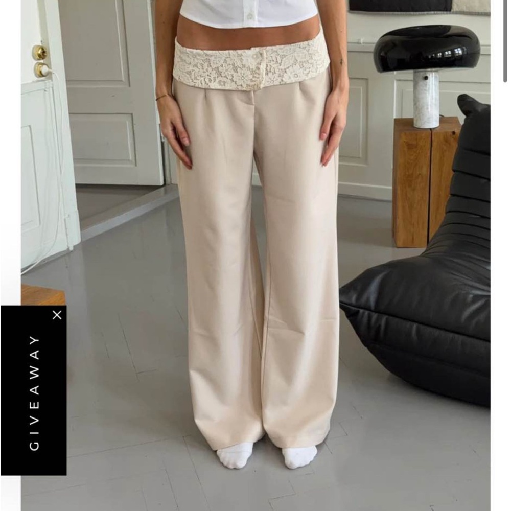 Chic Cream Lace-Trimmed Women's Wide Leg Pants